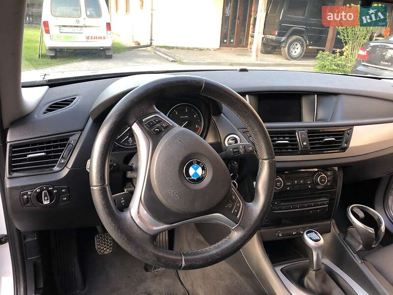 Позашляховик / Кросовер BMW X1 2013 в Львові