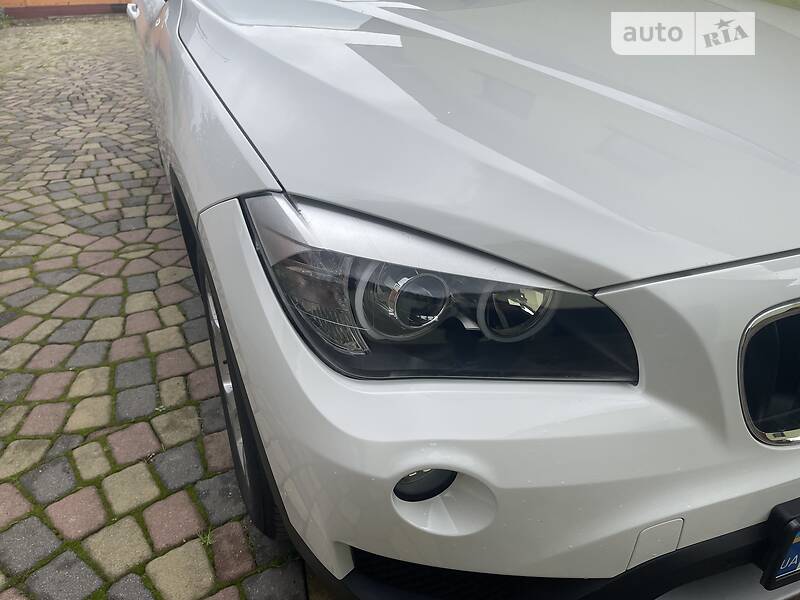 Внедорожник / Кроссовер BMW X1 2013 в Ковеле