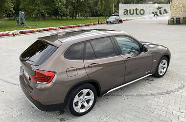 Внедорожник / Кроссовер BMW X1 2012 в Бережанах