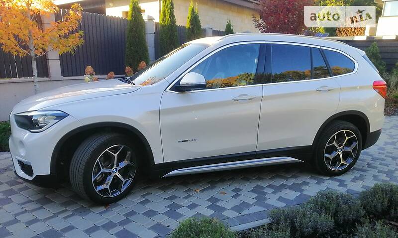 Внедорожник / Кроссовер BMW X1 2018 в Киеве