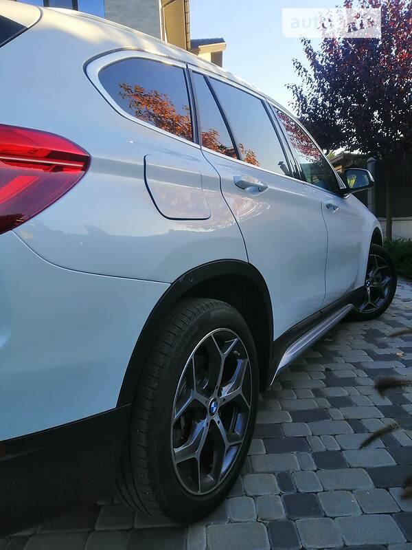 Внедорожник / Кроссовер BMW X1 2018 в Киеве