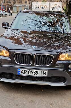 Позашляховик / Кросовер BMW X1 2010 в Запоріжжі