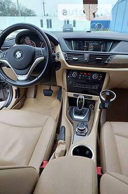 Внедорожник / Кроссовер BMW X1 2013 в Барышевке