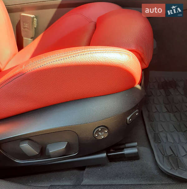 Внедорожник / Кроссовер BMW X1 2012 в Одессе