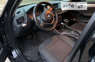 Внедорожник / Кроссовер BMW X1 2010 в Запорожье