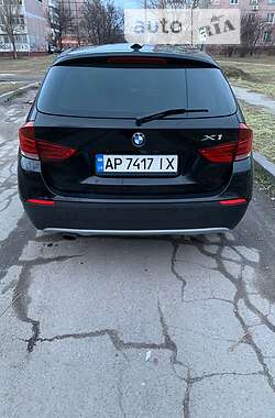 Внедорожник / Кроссовер BMW X1 2010 в Запорожье