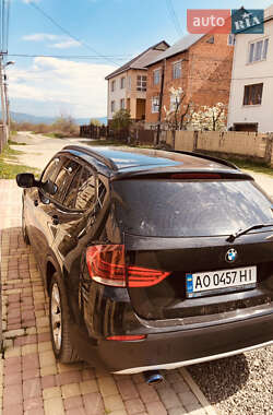 Внедорожник / Кроссовер BMW X1 2009 в Хусте