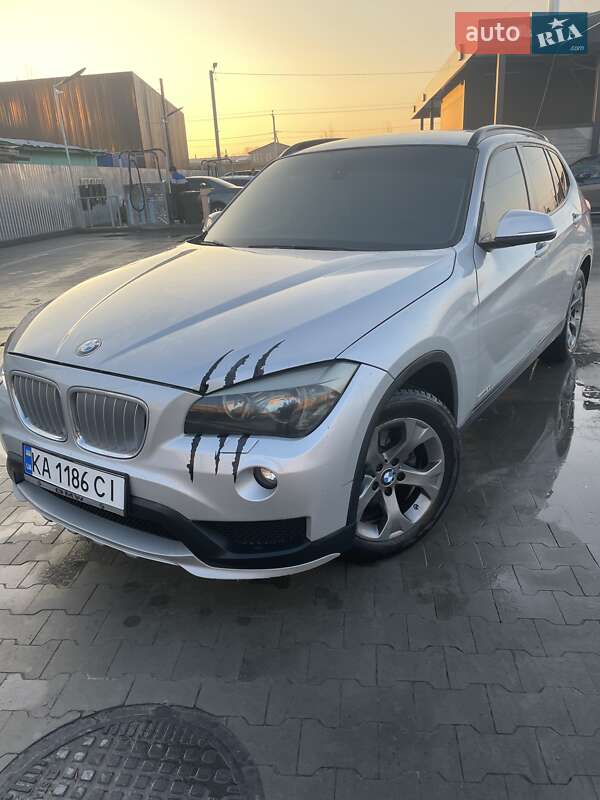 Внедорожник / Кроссовер BMW X1 2015 в Киеве