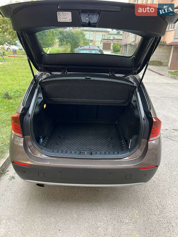 Внедорожник / Кроссовер BMW X1 2010 в Ивано-Франковске