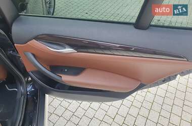 Внедорожник / Кроссовер BMW X1 2014 в 