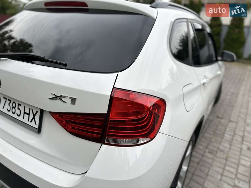 Позашляховик / Кросовер BMW X1 2013 в Іршаві