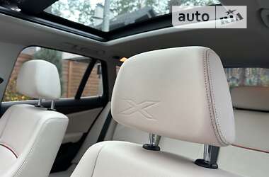 Внедорожник / Кроссовер BMW X1 2013 в 