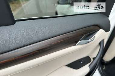 Внедорожник / Кроссовер BMW X1 2013 в 