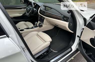 Внедорожник / Кроссовер BMW X1 2013 в 