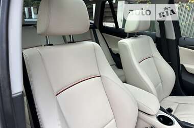Внедорожник / Кроссовер BMW X1 2013 в 