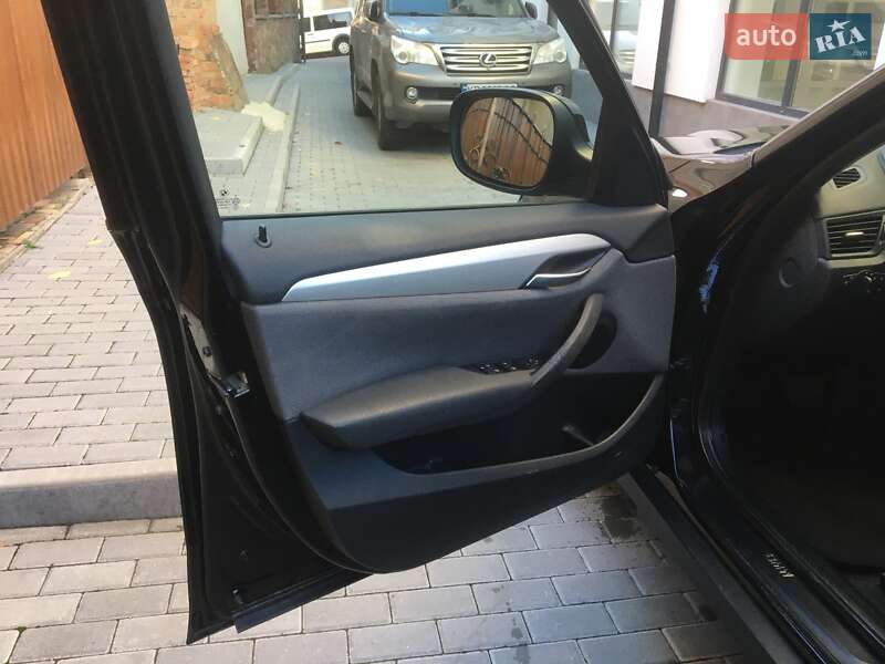 Внедорожник / Кроссовер BMW X1 2012 в Виннице