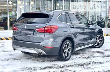 Внедорожник / Кроссовер BMW X1 2018 в 