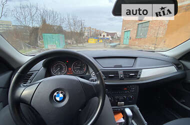Внедорожник / Кроссовер BMW X1 2011 в Хмельницком