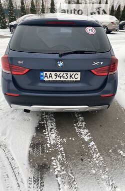 Внедорожник / Кроссовер BMW X1 2011 в Киеве