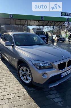 Внедорожник / Кроссовер BMW X1 2011 в Черновцах