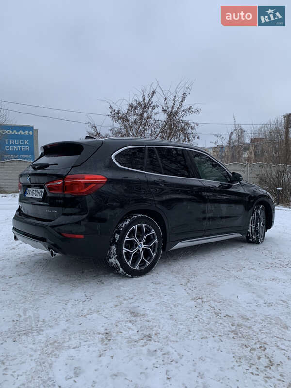 Внедорожник / Кроссовер BMW X1 2019 в Харькове