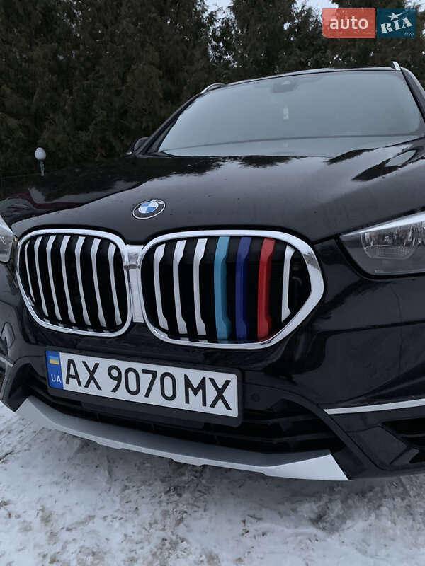 Внедорожник / Кроссовер BMW X1 2019 в Харькове