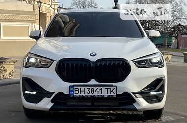Внедорожник / Кроссовер BMW X1 2019 в Одессе
