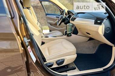 Внедорожник / Кроссовер BMW X1 2010 в Киеве