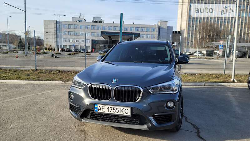 Внедорожник / Кроссовер BMW X1 2018 в Днепре