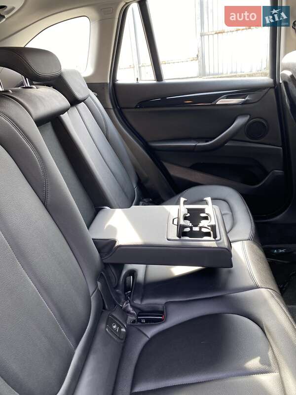 Позашляховик / Кросовер BMW X1 2022 в Тячеві