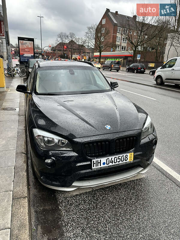 Внедорожник / Кроссовер BMW X1 2015 в Ужгороде