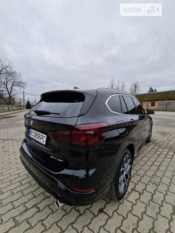 Позашляховик / Кросовер BMW X1 2019 в Городку