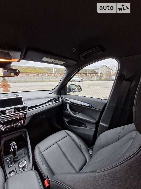 Позашляховик / Кросовер BMW X1 2019 в Городку