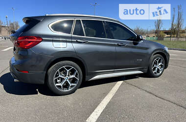 Позашляховик / Кросовер BMW X1 2016 в Кривому Розі