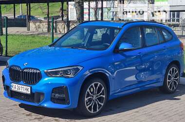 Внедорожник / Кроссовер BMW X1 2022 в Киеве