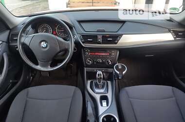 Внедорожник / Кроссовер BMW X1 2014 в Сарнах