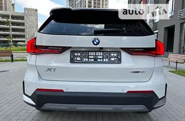 Внедорожник / Кроссовер BMW X1 2023 в Киеве