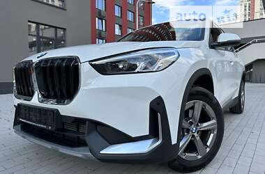 Внедорожник / Кроссовер BMW X1 2023 в Киеве