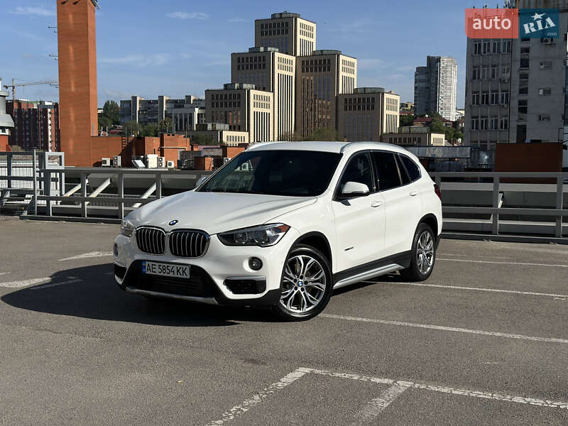 Внедорожник / Кроссовер BMW X1 2016 в Днепре