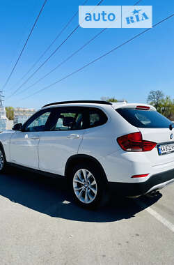 Позашляховик / Кросовер BMW X1 2013 в Києві