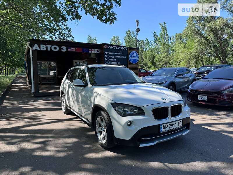 Внедорожник / Кроссовер BMW X1 2011 в Запорожье