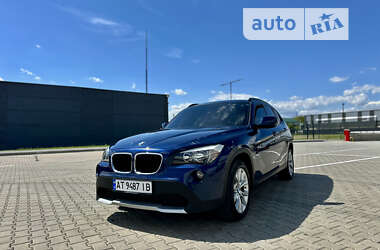 Позашляховик / Кросовер BMW X1 2011 в Івано-Франківську