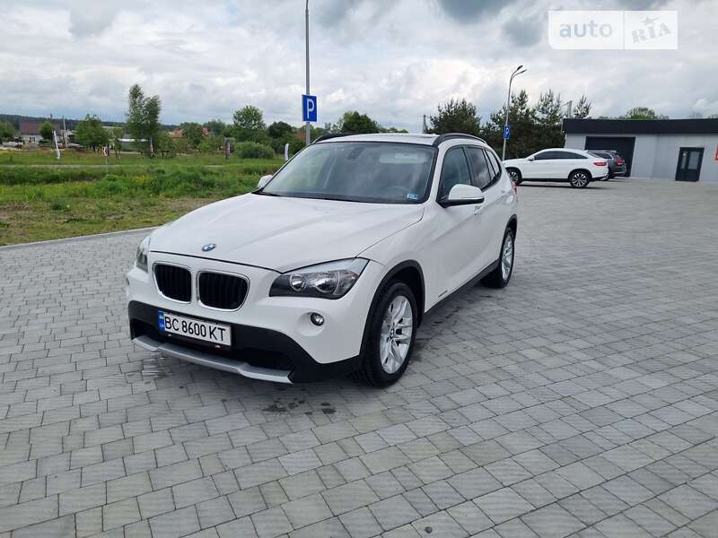 Внедорожник / Кроссовер BMW X1 2014 в Мостиске