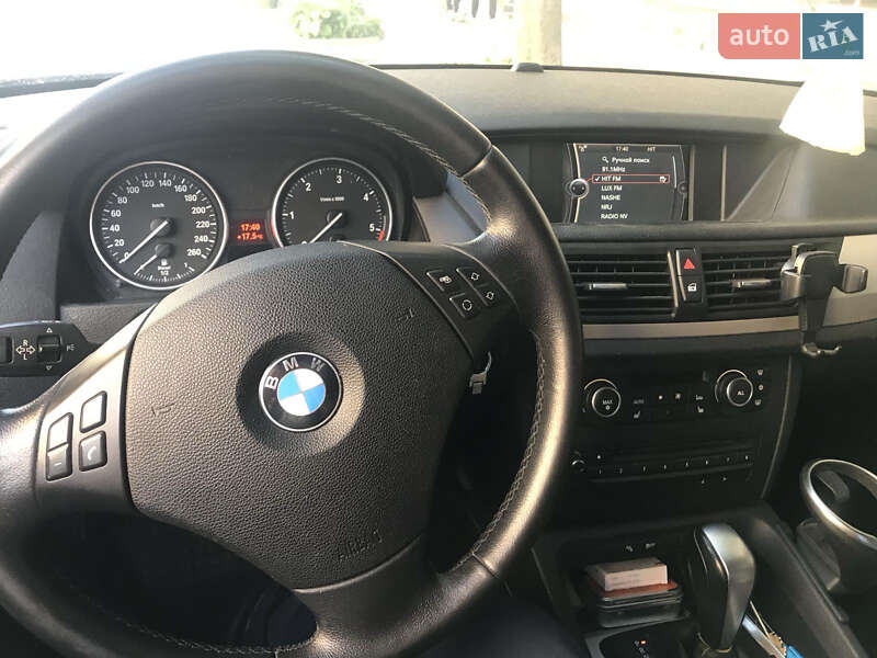 Позашляховик / Кросовер BMW X1 2011 в Житомирі