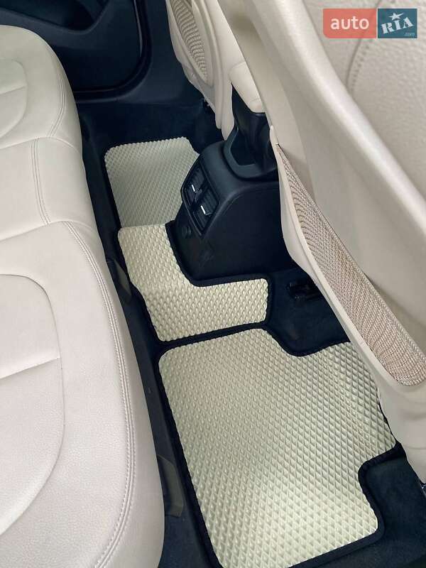 Позашляховик / Кросовер BMW X1 2016 в Одесі