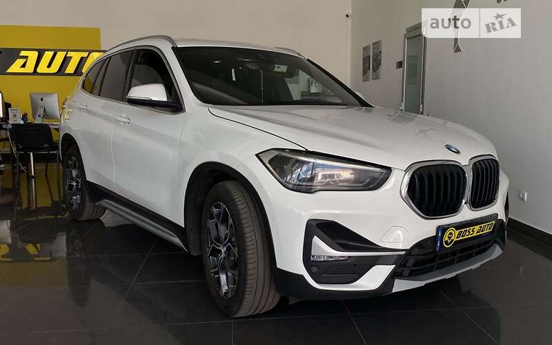 Внедорожник / Кроссовер BMW X1 2020 в Червонограде