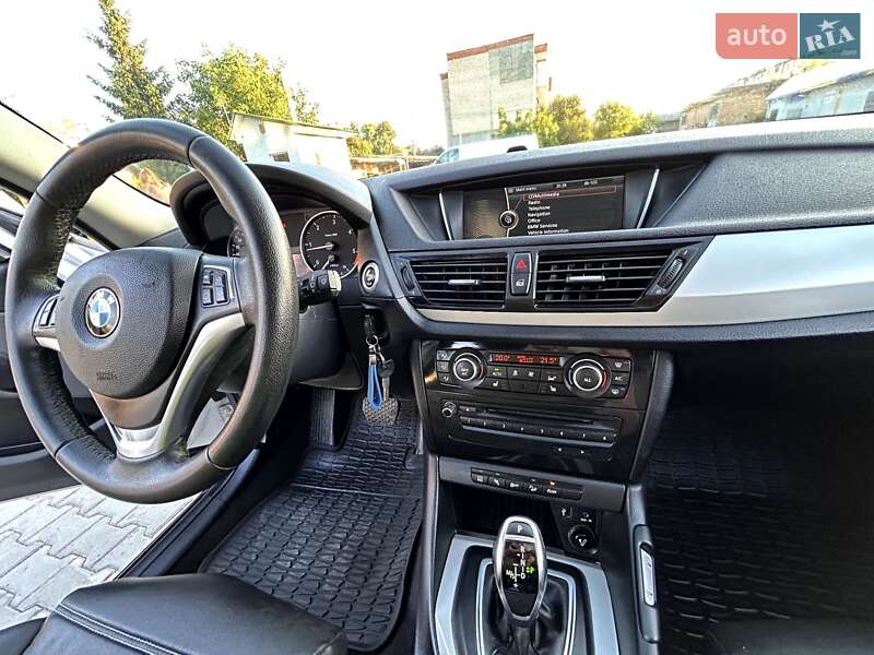 Внедорожник / Кроссовер BMW X1 2012 в Староконстантинове