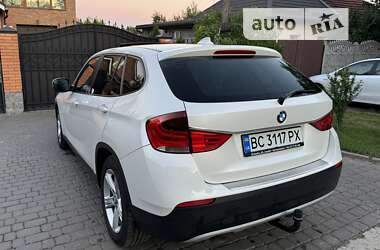 Внедорожник / Кроссовер BMW X1 2011 в Полтаве