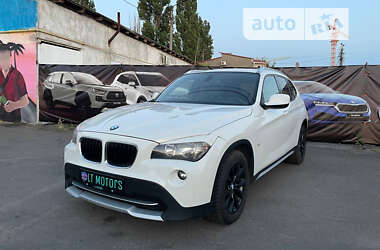 BMW X1 2011