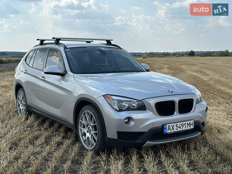 Внедорожник / Кроссовер BMW X1 2013 в 